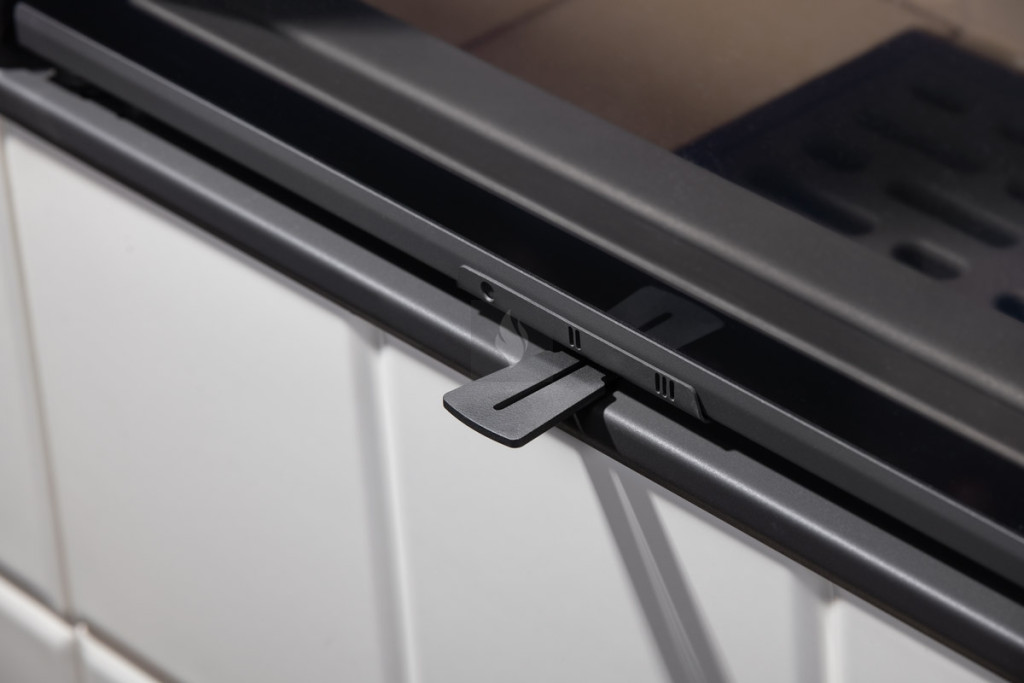 Romotop BARACCA 10 H kerámia csempe burkolatú 3 oldalú kandallókályha - hőtárolóval bővíthető