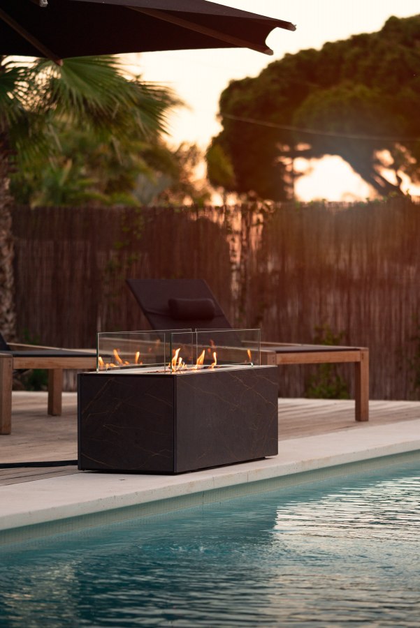 PLANIKA CABO TABLE LAURENT